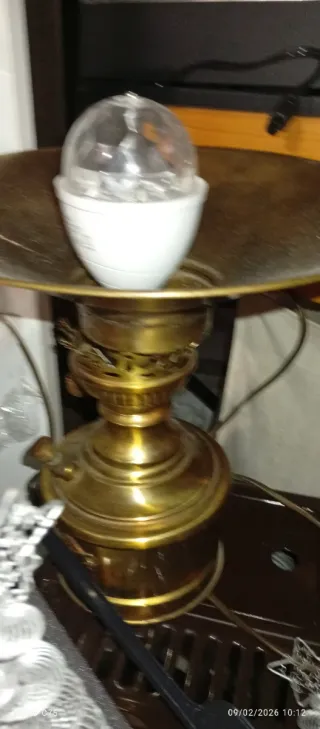 Lámparas antiguas estilo floral