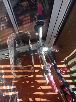 Bicicleta infantil BTWIN azul y rosa