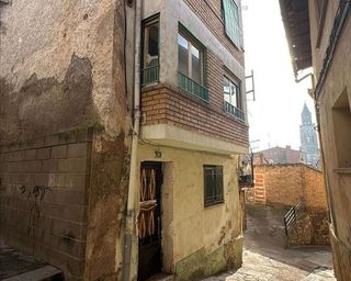 Casa adosada en venta en Fraga