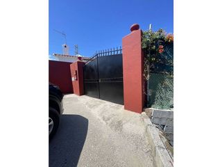 Chalet en venta en El Padrón - El Velerín - Voladilla en Estepona