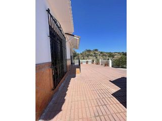 Chalet en venta en El Padrón - El Velerín - Voladilla en Estepona