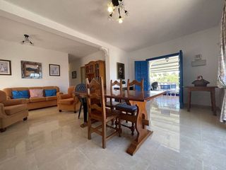 Chalet en venta en El Padrón - El Velerín - Voladilla en Estepona