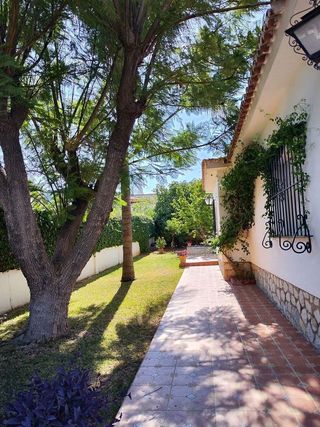 Chalet en venta en Manantiales - Lagar - Cortijo en Alhaurín de la Torre