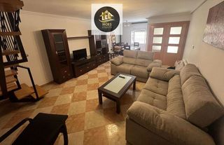 Chalet en venta en Alcantarilla - La Glorieta en Jaén
