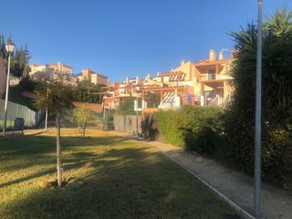 Casa adosada en venta en Riviera del Sol en Mijas