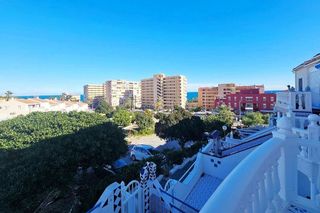 Casa adosada en venta en Torrelamata - La Mata en Torrevieja