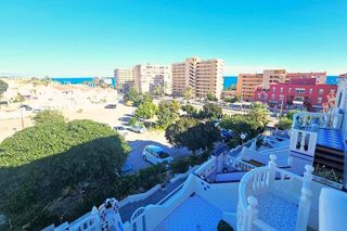 Casa adosada en venta en Torrelamata - La Mata en Torrevieja