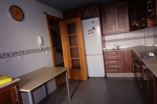 Casa adosada en venta en Santa Cruz - Industria - Polígono Campollano en Albacete