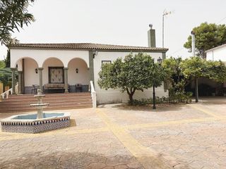 Chalet en venta en Montilla