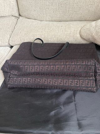 Borsa Fendi Nera con Logo Marrone