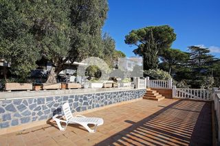 Chalet en venta en Sant Fost de Campsentelles