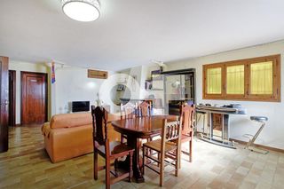 Chalet en venta en Sant Fost de Campsentelles