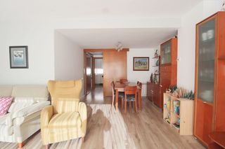 Casa pareada en venta en Collblanc en Hospitalet de Llobregat, L´