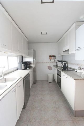 Casa pareada en venta en Collblanc en Hospitalet de Llobregat, L´