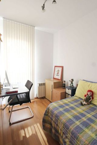 Casa pareada en venta en Collblanc en Hospitalet de Llobregat, L´