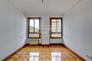 Piso en venta en Amara - Berri en San Sebastián-Donostia