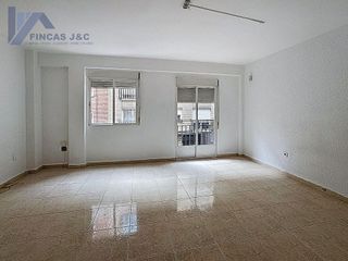 Piso en venta en Delicias en Zaragoza