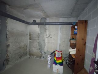 Piso en venta en Ares