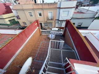 Casa adosada en venta en La Línea de la Concepción ciudad en Línea de la Concepción (La)