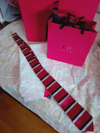 Corbata Carolina Herrera Nueva