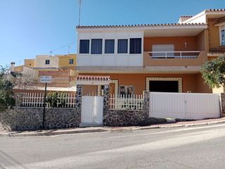 Casa en venta en Puerto de la Torre - Atabal en Málaga