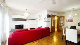 Casa adosada en venta en Villares de la Reina