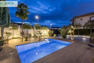 Chalet en venta en Gójar