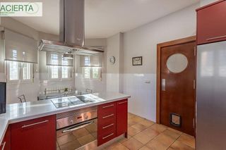 Chalet en venta en Gójar