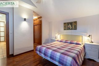 Chalet en venta en Gójar