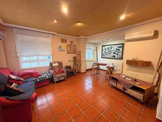 Casa pareada en venta en Elda