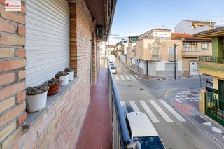 Casa adosada en venta en Maracena