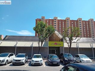 Piso en venta en Bellvitge en Hospitalet de Llobregat, L´