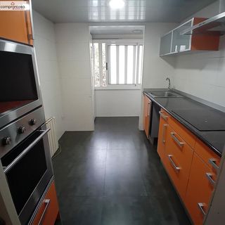 Piso en venta en Bellvitge en Hospitalet de Llobregat, L´