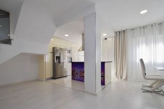 Casa adosada en venta en Cúllar Vega