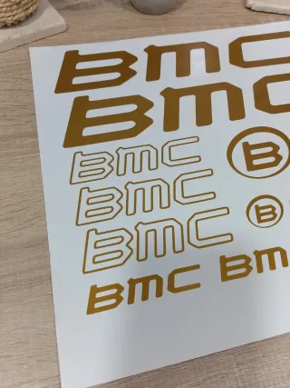 Pegatinas BMC Doradas