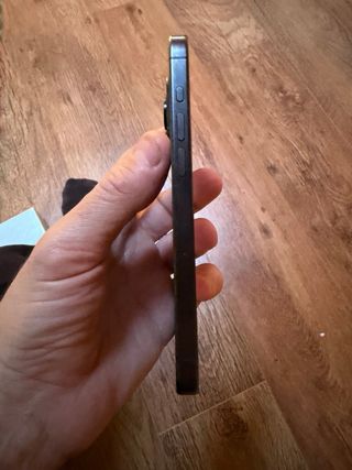 iPhone 15 Pro Negro Titanio 256GB