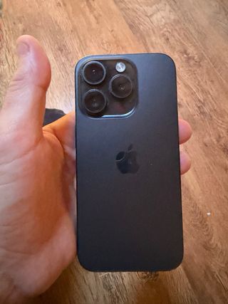 iPhone 15 Pro Negro Titanio 256GB