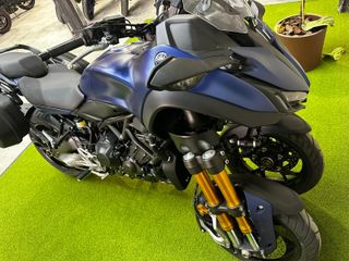 Yamaha Niken GT Trike Azul/Negro
