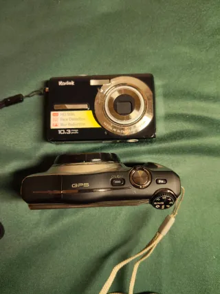 Cámara Fujifilm F770EXR + Kodak 1063M