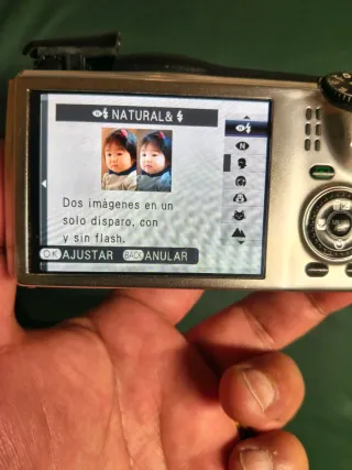 Cámara Fujifilm F770EXR + Kodak 1063M