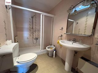 Piso en venta en Plaza España - Villa Pilar - Reyes Católicos - Vadillos en Burgos