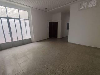 Piso en venta en Villanueva de Castellón