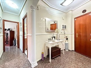 Piso en venta en Hospital - Parque sur en Albacete