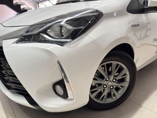 TOYOTA Yaris 1.5 100H / HYBRIDO / AUTOMATICO