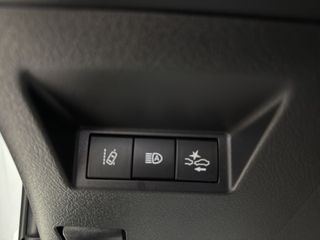 TOYOTA Yaris 1.5 100H / HYBRIDO / AUTOMATICO