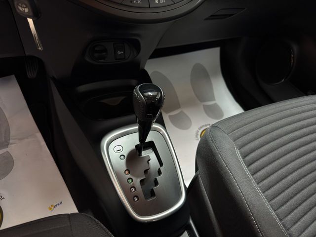 TOYOTA Yaris 1.5 100H / HYBRIDO / AUTOMATICO