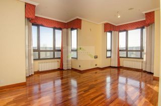 Piso en venta en Os Mallos - San Cristóbal en Coruña (A)