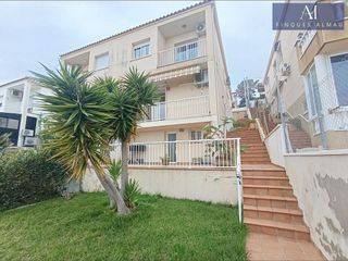 Casa adosada en venta en Segur de Calafell en Calafell