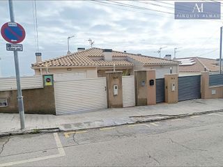 Casa adosada en venta en Segur de Calafell en Calafell