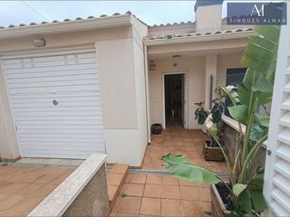 Casa adosada en venta en Segur de Calafell en Calafell